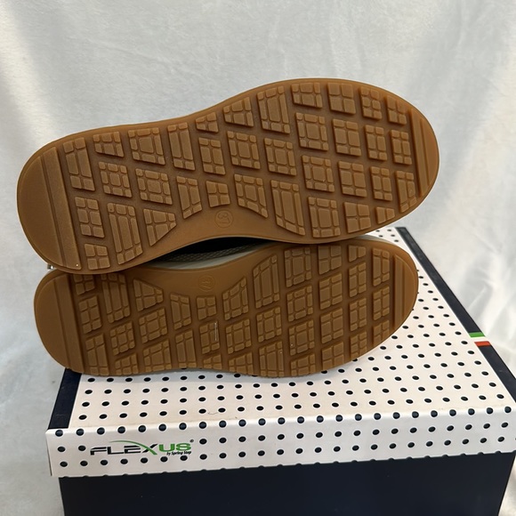 Flexus by Spring Step Waterproof Winter Boots - Snowbird - Picture 7 of 7